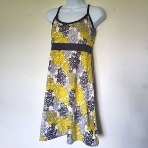 Soybu Athletic Dress Tennis Hiking Yellow & Gray Patterned Medium